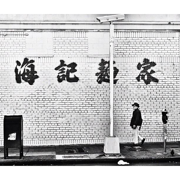 Blackandwhite Photograph - Restaurant Noodle House by David Root