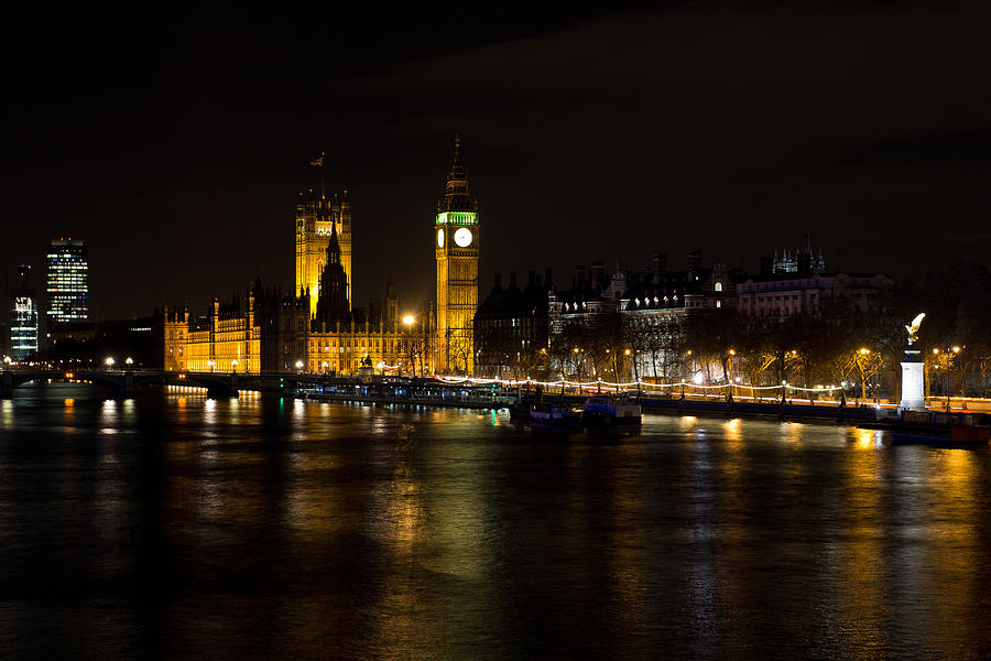 River Thames And Westminster Night View Photograph