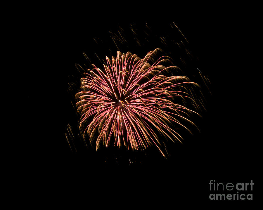 Fireworks Photograph - RVR Fireworks 116 by Mark Dodd