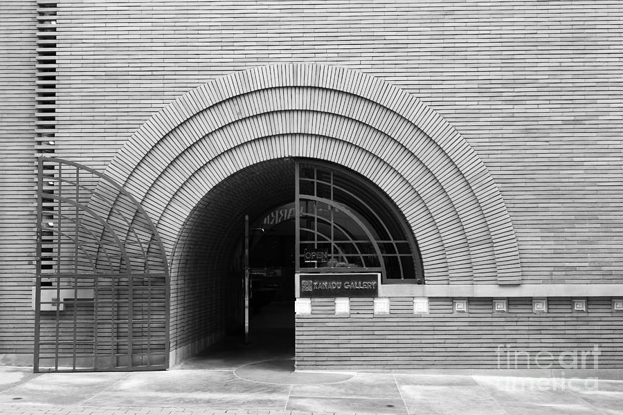 San Francisco - Maiden Lane - Xanadu Gallery - Frank Lloyd Architecture - 5D17793 - black and white Photograph by Wingsdomain Art and Photography