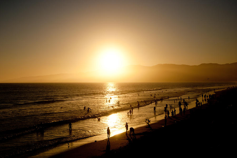 Santa Monica Photograph - Santa Monica Beach Sunset II by Heidi Reyher