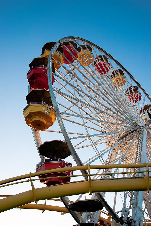 Santa Monica Photograph - Santa Monica Ferris Wheel II by Heidi Reyher