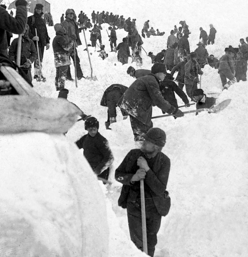 Searching for Avalanche Victims - Dyea Trail Alaska - c 1898 Photograph by International  Images