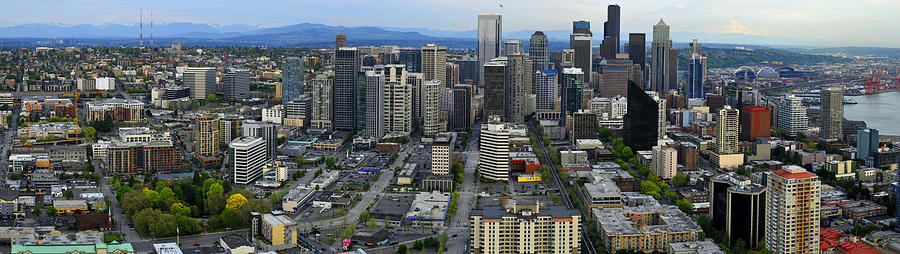 Seattle Skyline Photograph by Angelito De Jesus