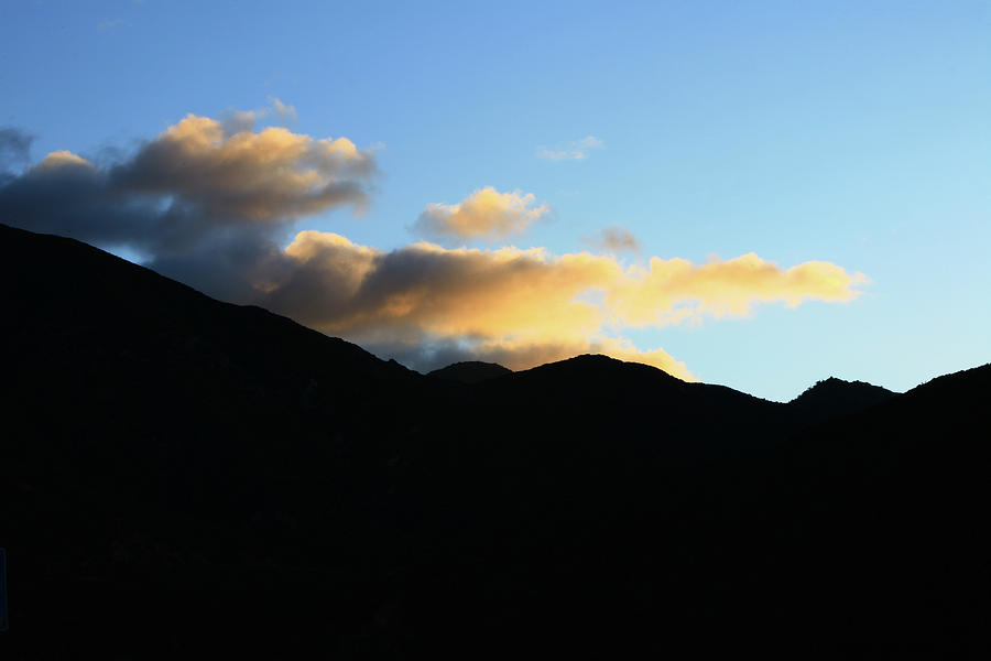 A Sedona Sunrise Photograph by Gilbert Artiaga