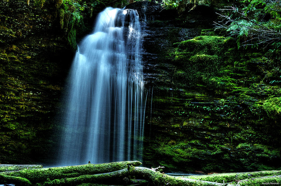 Shadow Falls II Photograph by Joseph Noonan