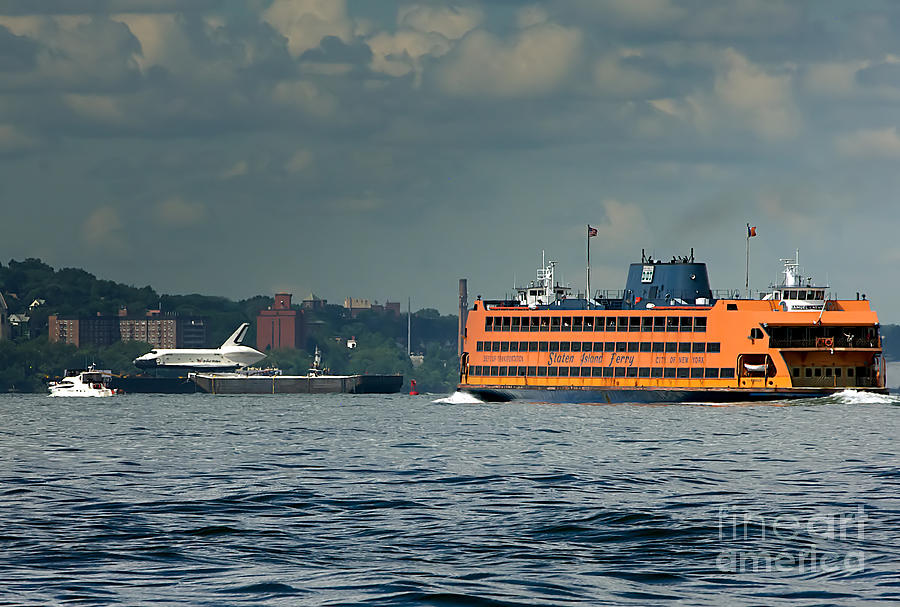 Shuttle Enterprise glides past Staten Island Ferry Photograph by Tom Callan