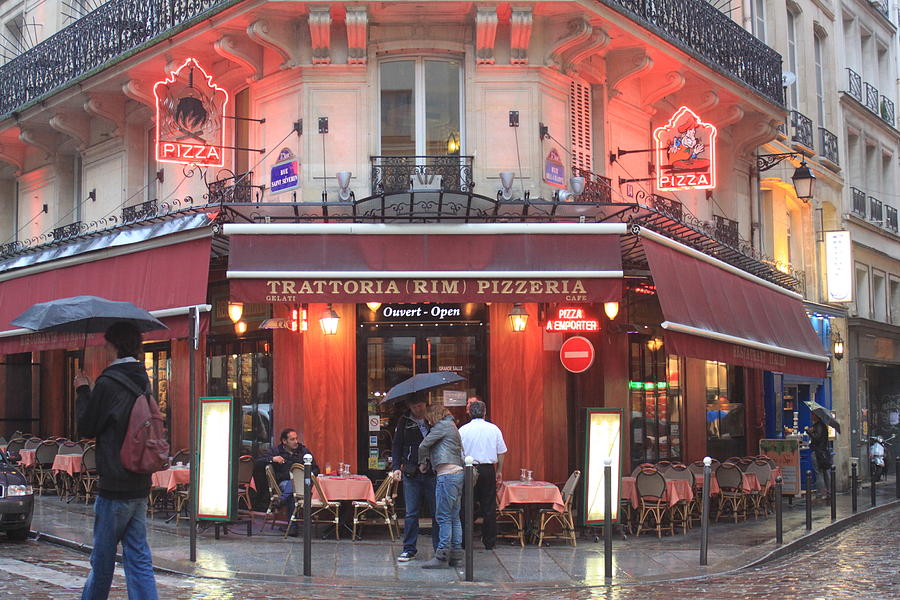 Sidewalk Cafe Paris by Mauverneen Blevins