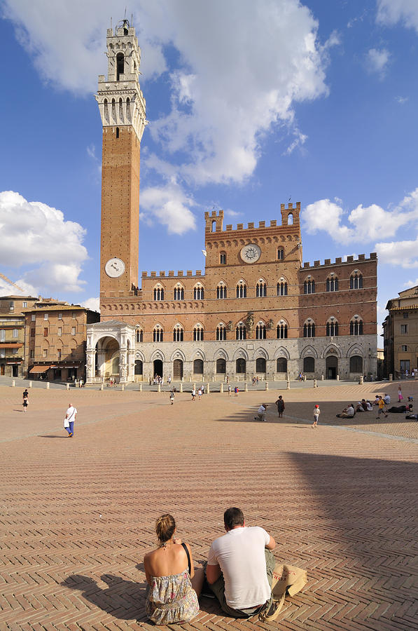 Siena Italy - Piazza del Campo with Palazzo Pubblico Photograph by Matthias Hauser