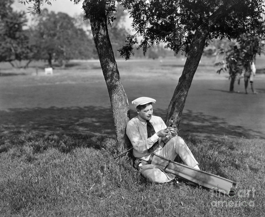 Silent Film Still: Golf Photograph by Granger
