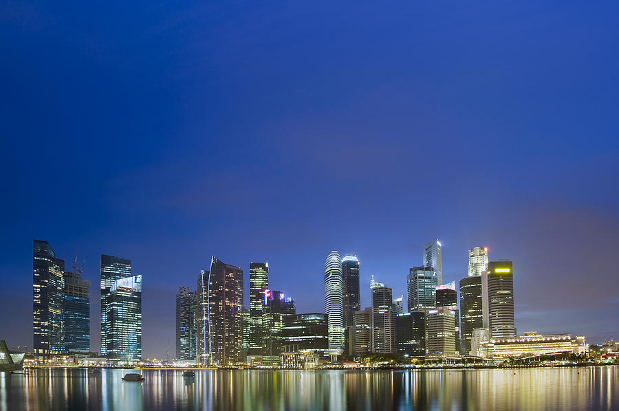Singapore Cityscape Photograph by Ng Hock How