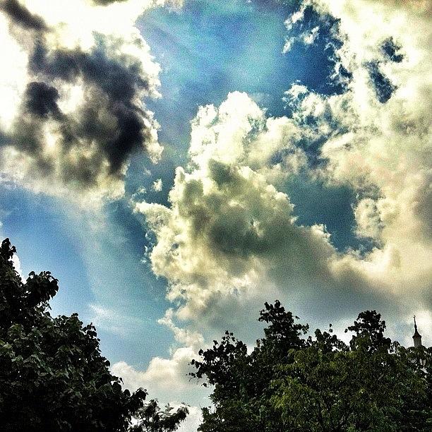 Instagram Photograph - Skygasmic! #instagram #iphoneography by Abid Saeed