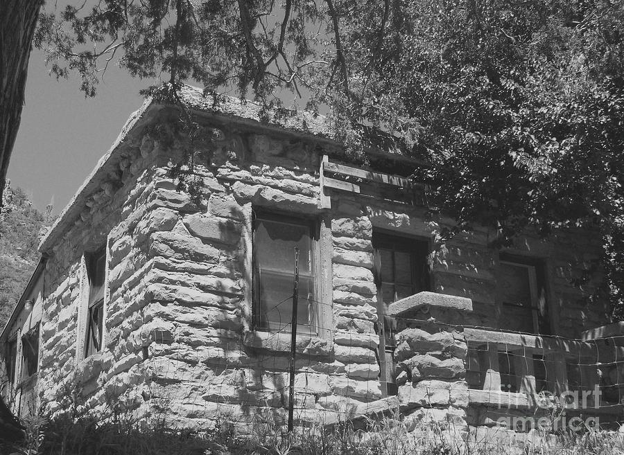 Slide Rock Cabin 1933 Photograph by Charles Robinson