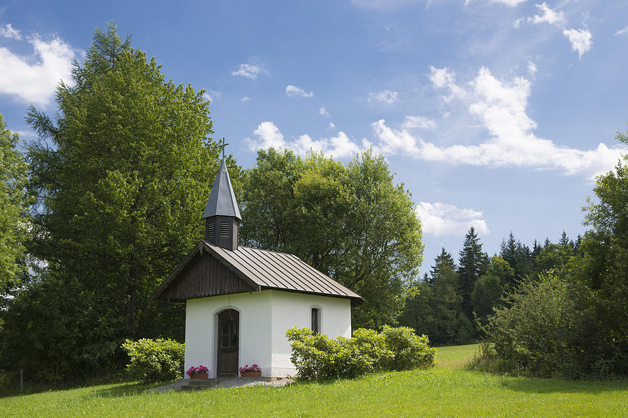 Small chapel in Bavaria Photograph by Matthias Hauser