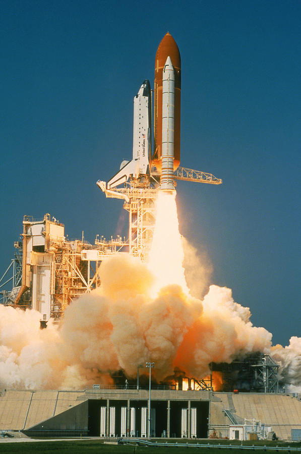 Space Shuttle Blasting Off, Kennedy Space Ctr, Fl Photograph by Edward ...