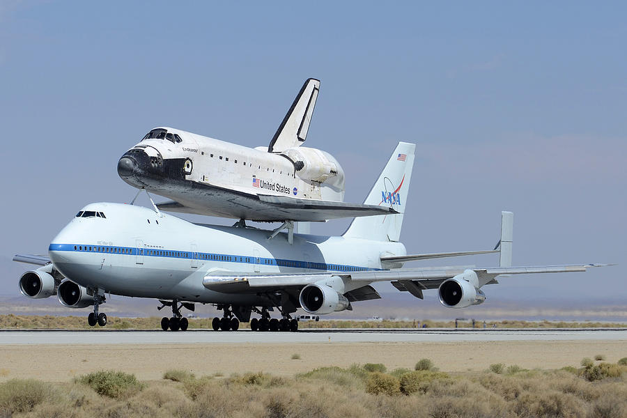 Space Shuttle Endeavour Landing at Edwards AFB September 20 2012 Photograph by Brian Lockett