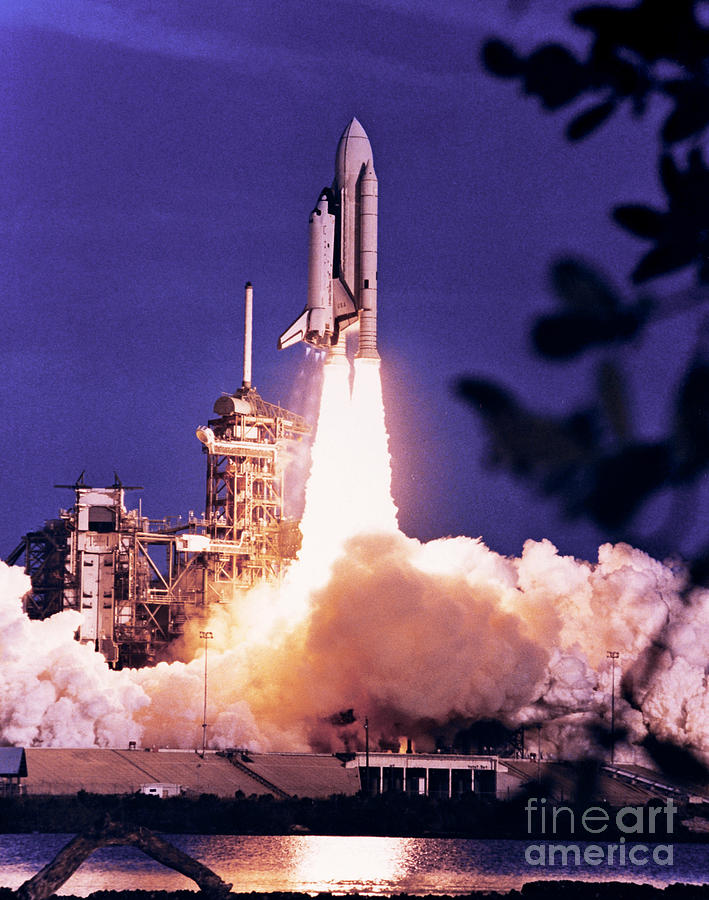 Space Shuttle Photograph by Science Source - Fine Art America