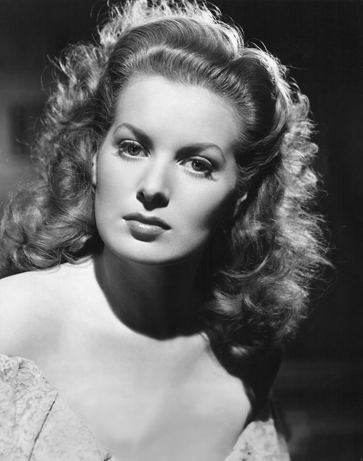 Spanish Main, The, Maureen Ohara, 1945 Photograph by Everett