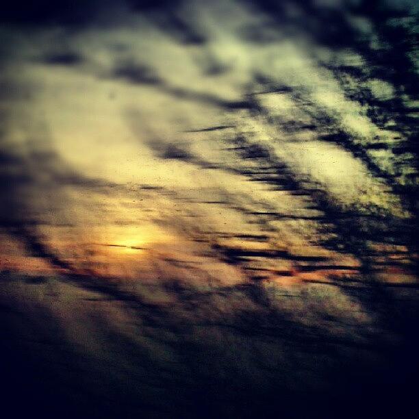 Abstract Photograph - #speedy #sunset From A #train #window by Linandara Linandara