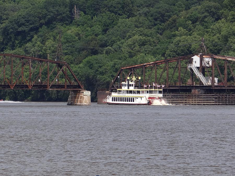 Spirit of Dubuque on the Mississippi River Photograph by Keith Stokes