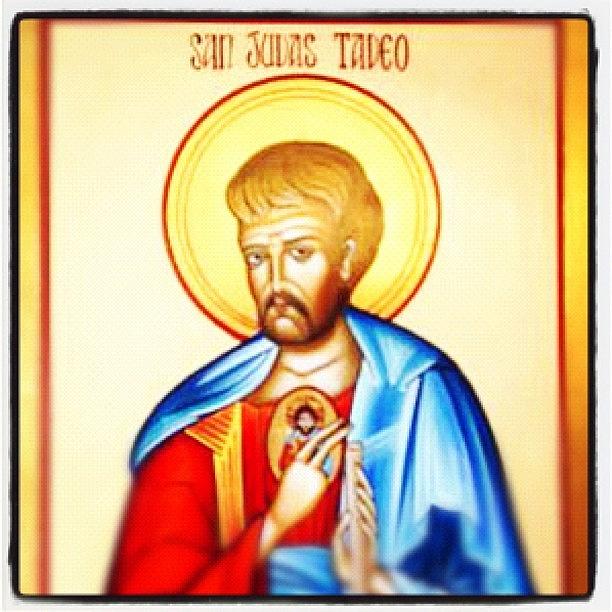 Santo Photograph - St. Jude Thaddeus, Patron Of Hopeless by Raul Robles