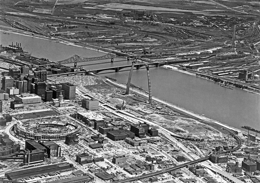 St. Louis Photograph - St. Louis Arch Construction by Underwood Archives