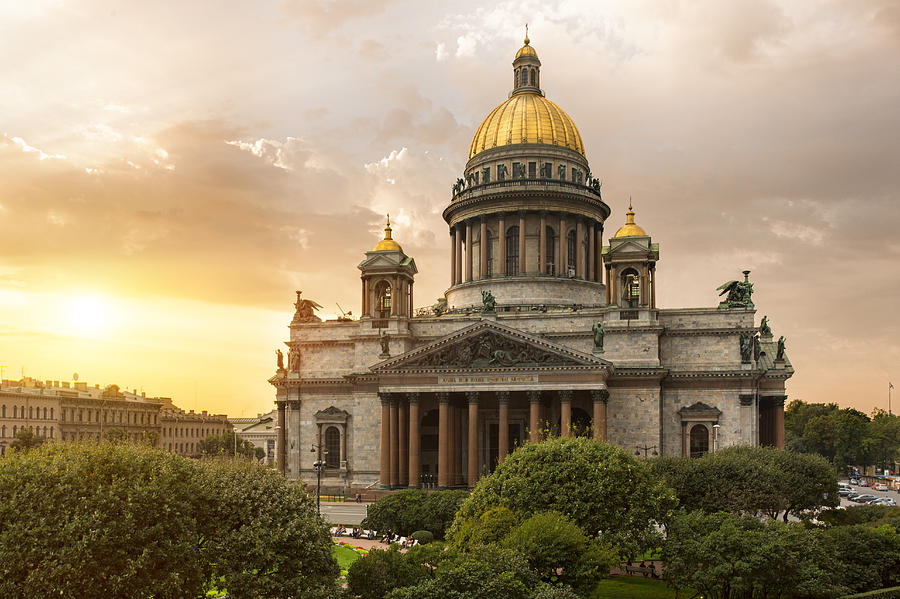 Исаакиевский собор снаружи