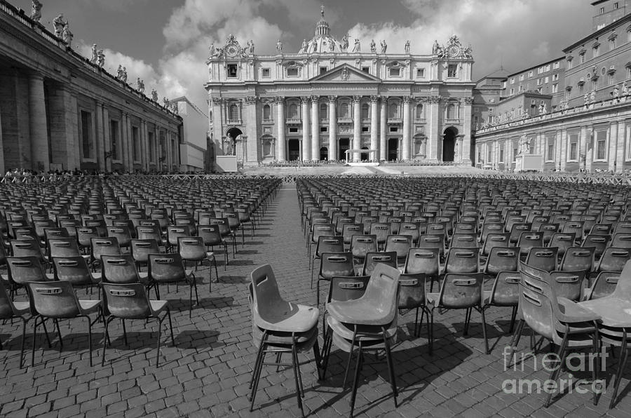 Standing Room Only At The Vatican Bw Photograph