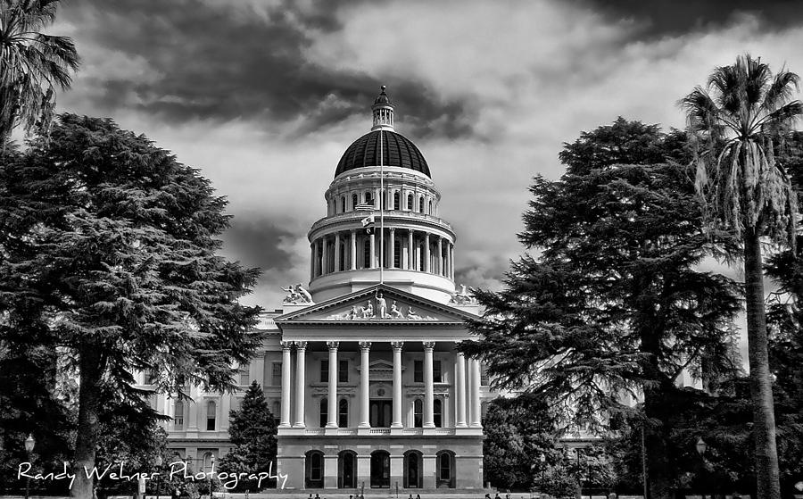 State Capitol B and W Photograph by Randy Wehner