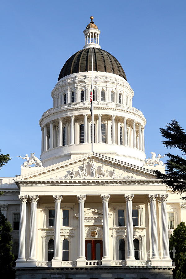 State of California Capitol Building . 7D11738 Photograph by Wingsdomain Art and Photography