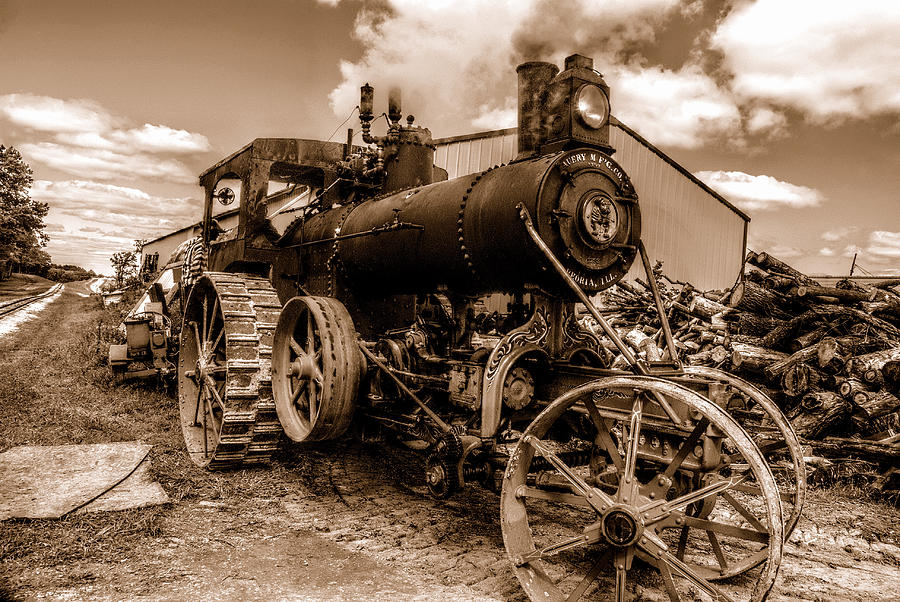 Steam Tractor Photograph by Janice Adomeit