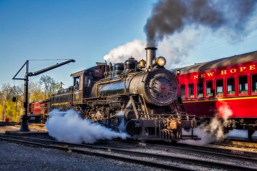 Steam Train No. 40 Photograph by Susan Candelario