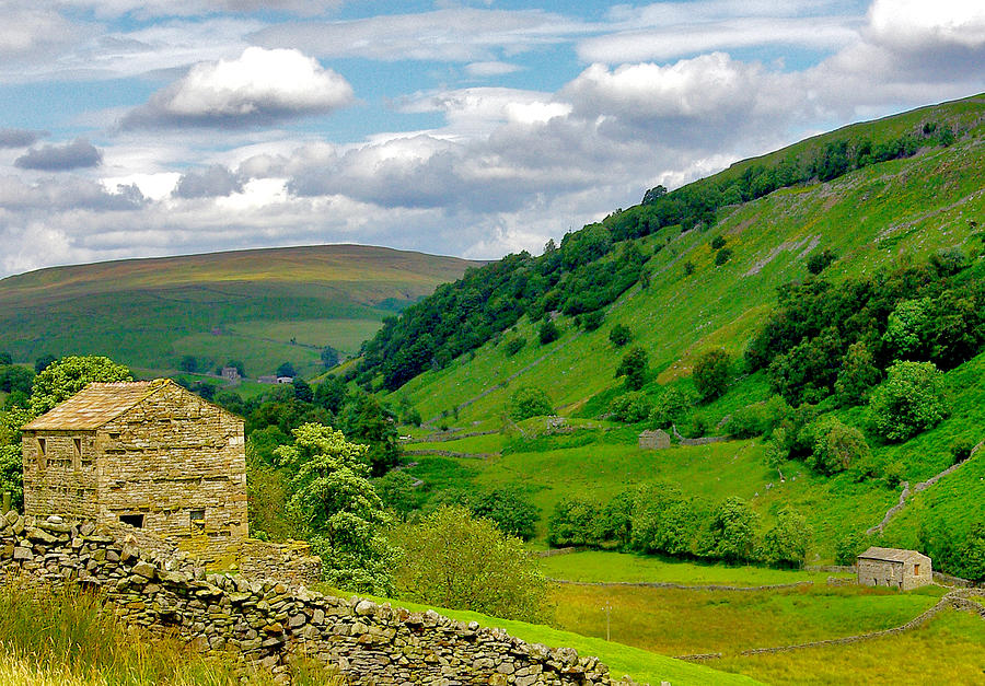 Stone Barns - Yorkshire Dales Photograph By Trevor Kersley - Fine Art 