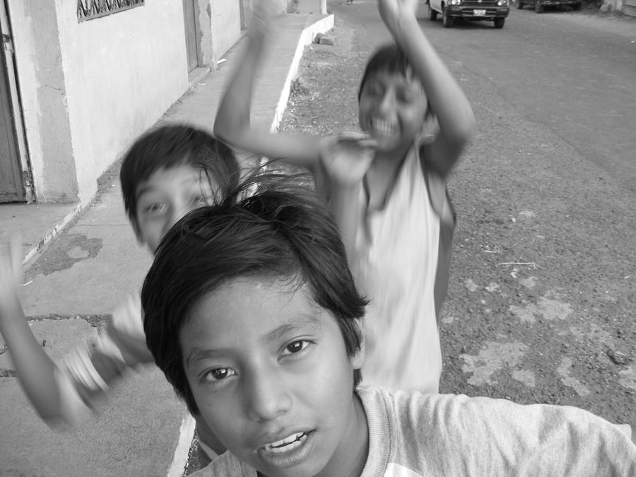 Street kids фото