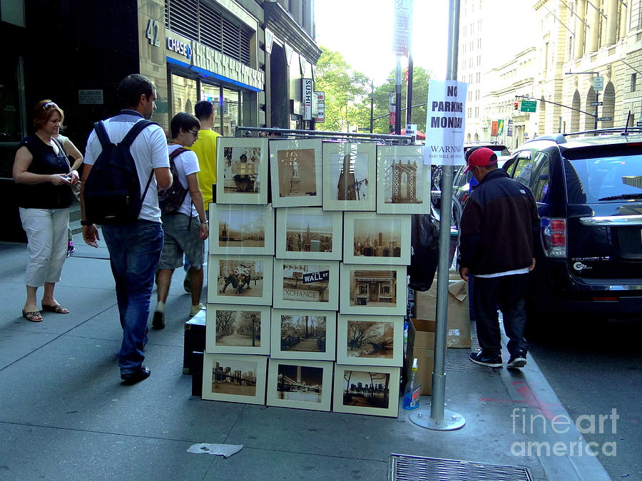 Street Vendor in Downtown NY - 2 Photograph by Padamvir Singh