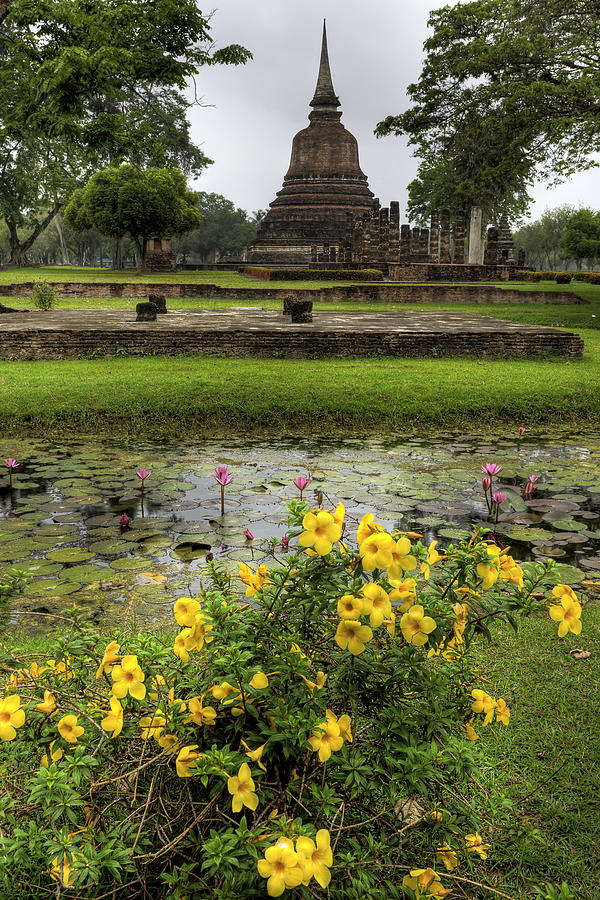 Sukhothai Historical Park Photograph by Adrian Evans