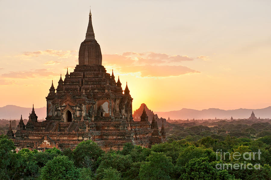 Sulamani temple Bagan Photograph by Luciano Mortula