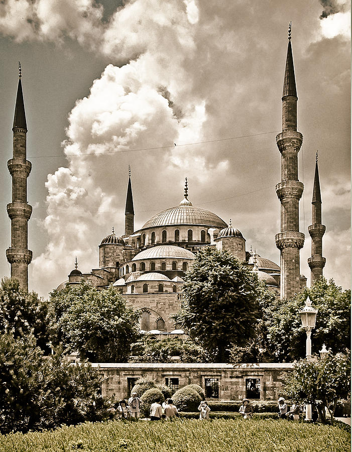 Istanbul - Sultanahmet Mosque Photograph by Mark Forte