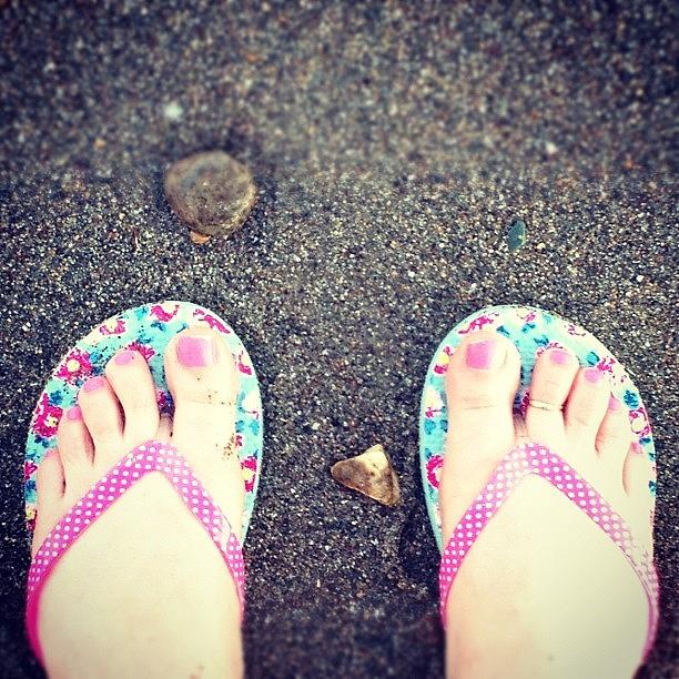 Pebbles Photograph - Summer Feet by Hello Gorgeous