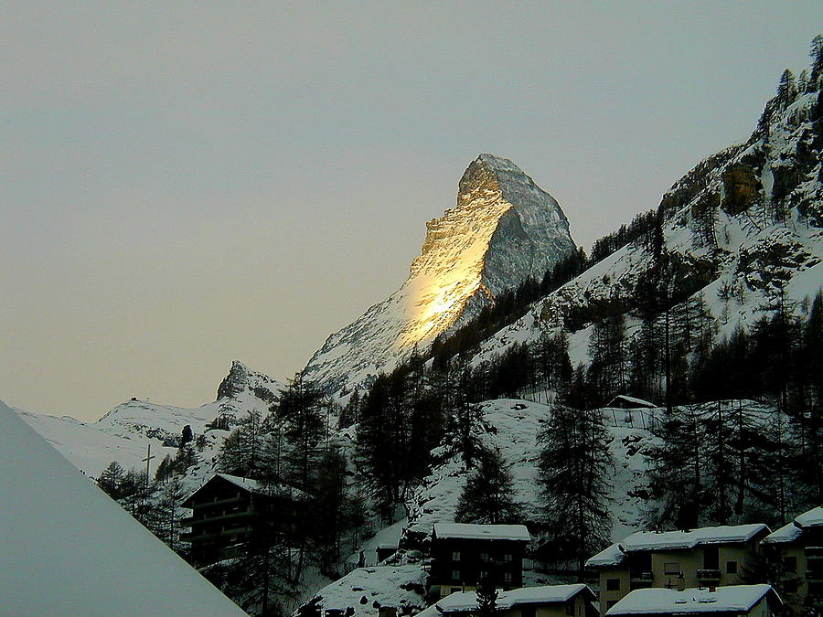 Sunrise on the Matterhorn Photograph by Pat Moore
