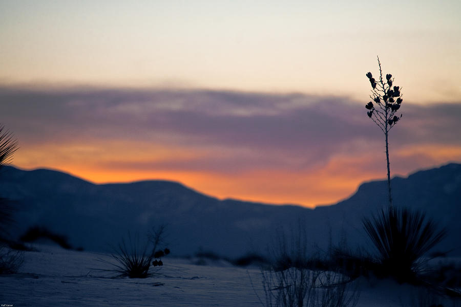 Sunset At White Sands Photograph by Ralf Kaiser