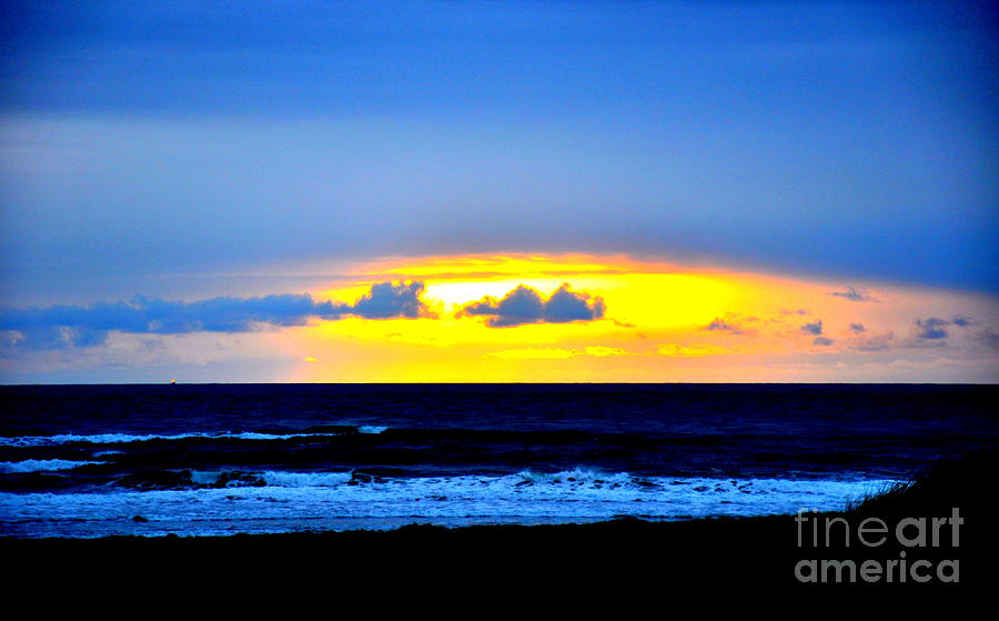 Sunset on the Oregon Coast Photograph by Tatyana Searcy