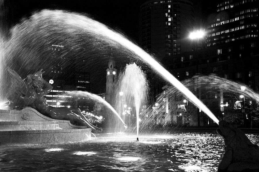 Swann Memorial Fountain Photograph by Andrew Dinh