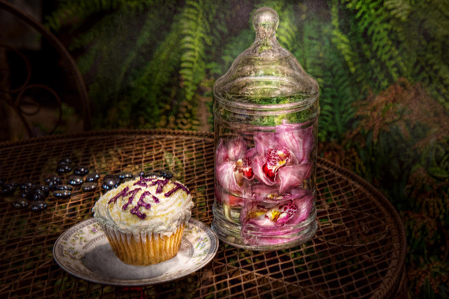 Cake Photograph - Sweet - Cupcake - Eat Me by Mike Savad