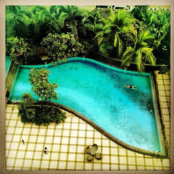 Random Photograph - Swimming Pool Seems Very Interesting On by Sigit Pamungkas