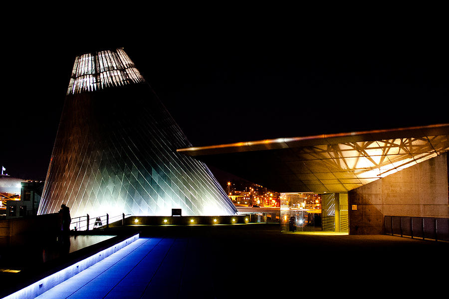 Tacoma Photograph - Tacomas Museum of Glass by David Patterson