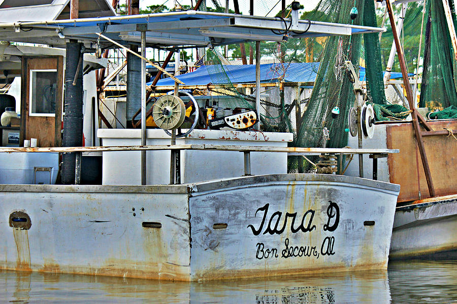 Boat Photograph - Tara D by Lynn Jordan