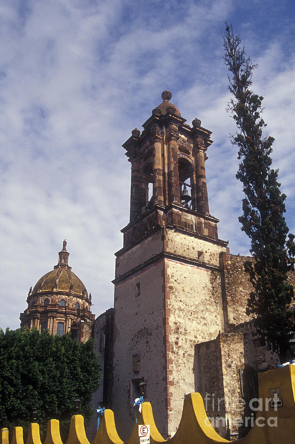 TEMPLO DE LAS MONJAS San miguel de Allende Photograph by John  Mitchell