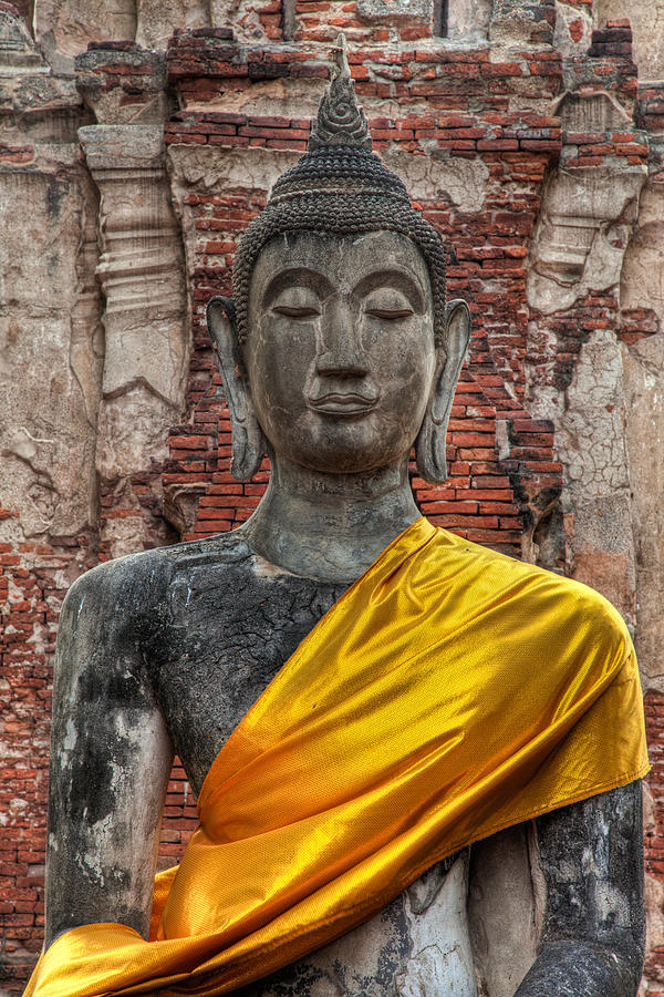 Buddha Photograph - Thai Buddha by Adrian Evans