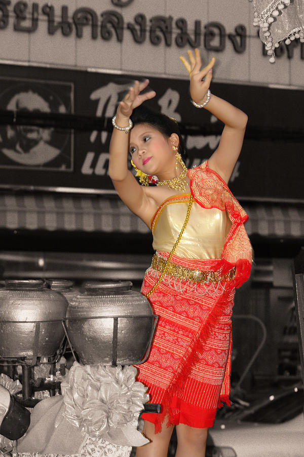 Thai Dancer Photograph by David Foster